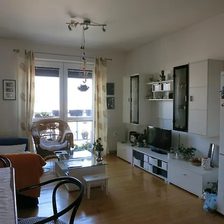 Pansiyon Homestay Podebrady *